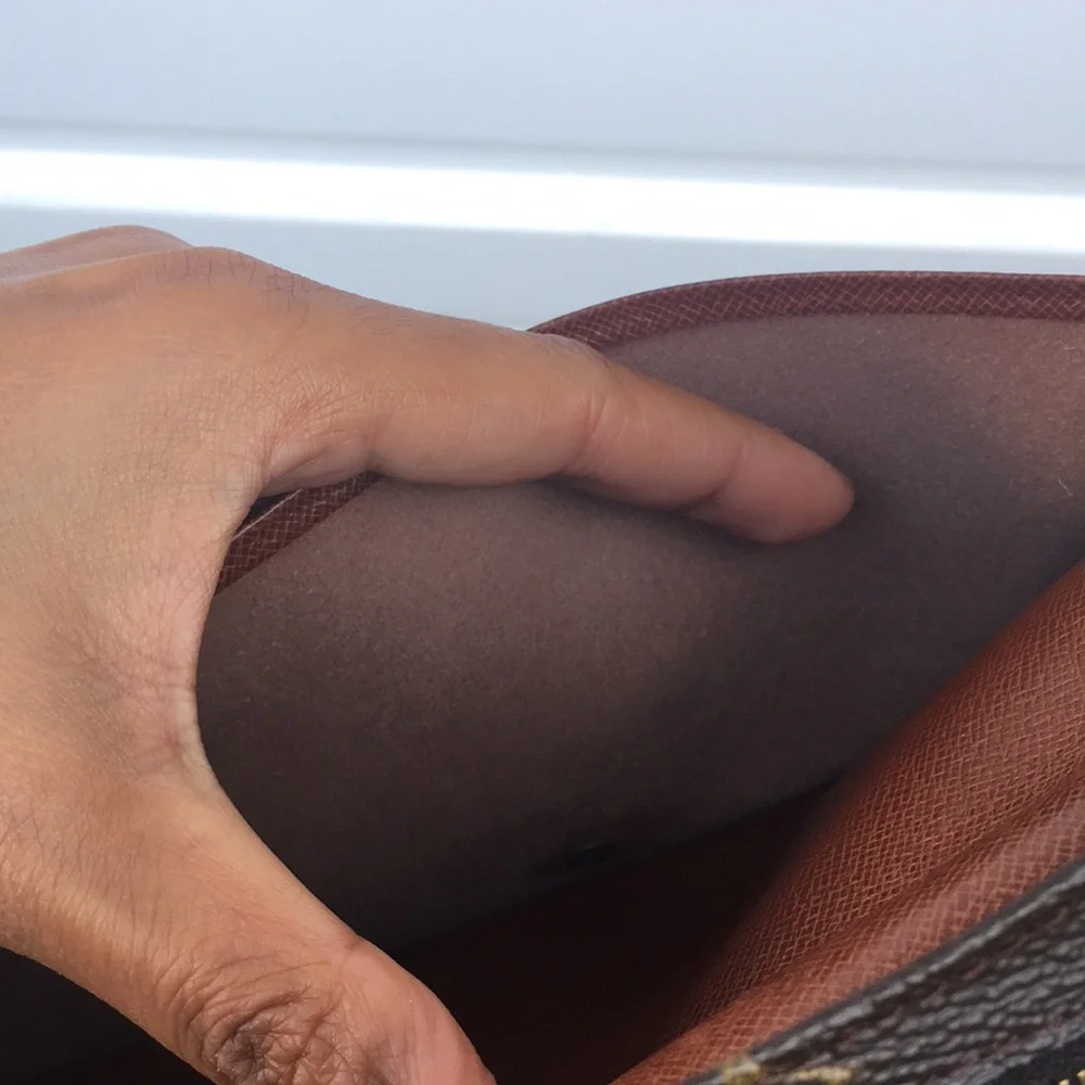 💯Authentic Louis Vuitton Vintage Clutch